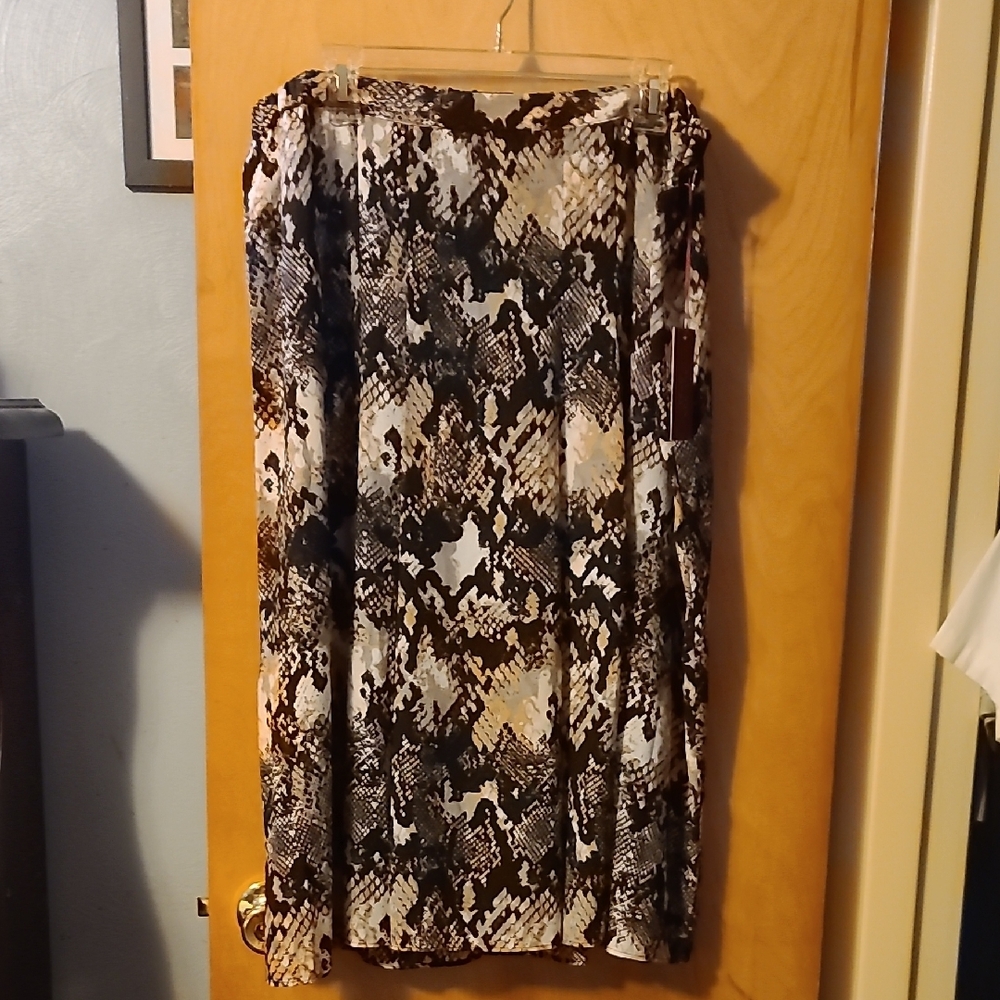 Stylish Snake Print Skirt